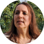 מירי אייל - מדריכת הורים בגישת מיכל דליות